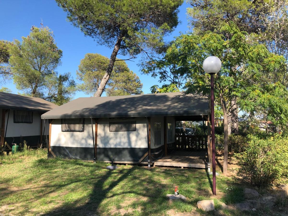 Camping RCN Domaine de la Noguière Le Muy Chambre photo