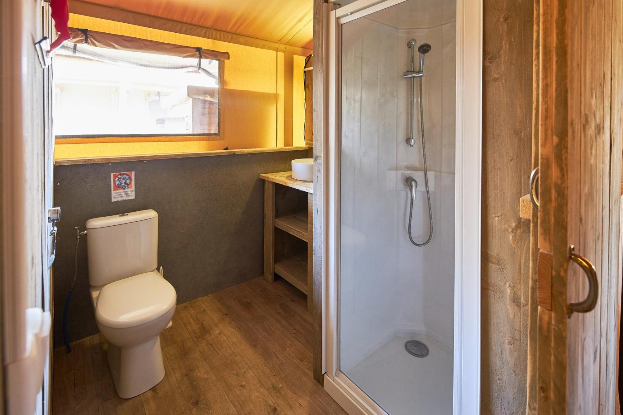 Camping RCN Domaine de la Noguière Le Muy Chambre photo