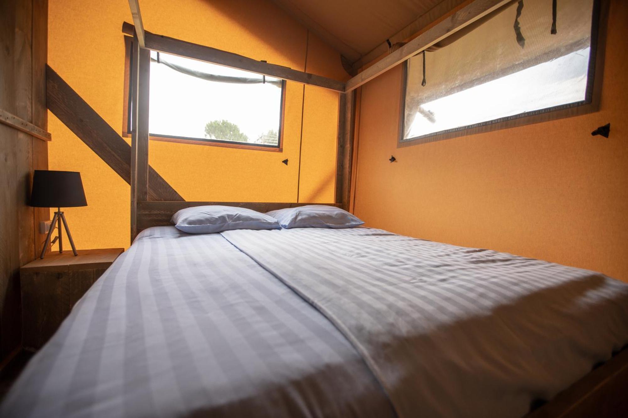 Camping RCN Domaine de la Noguière Le Muy Chambre photo