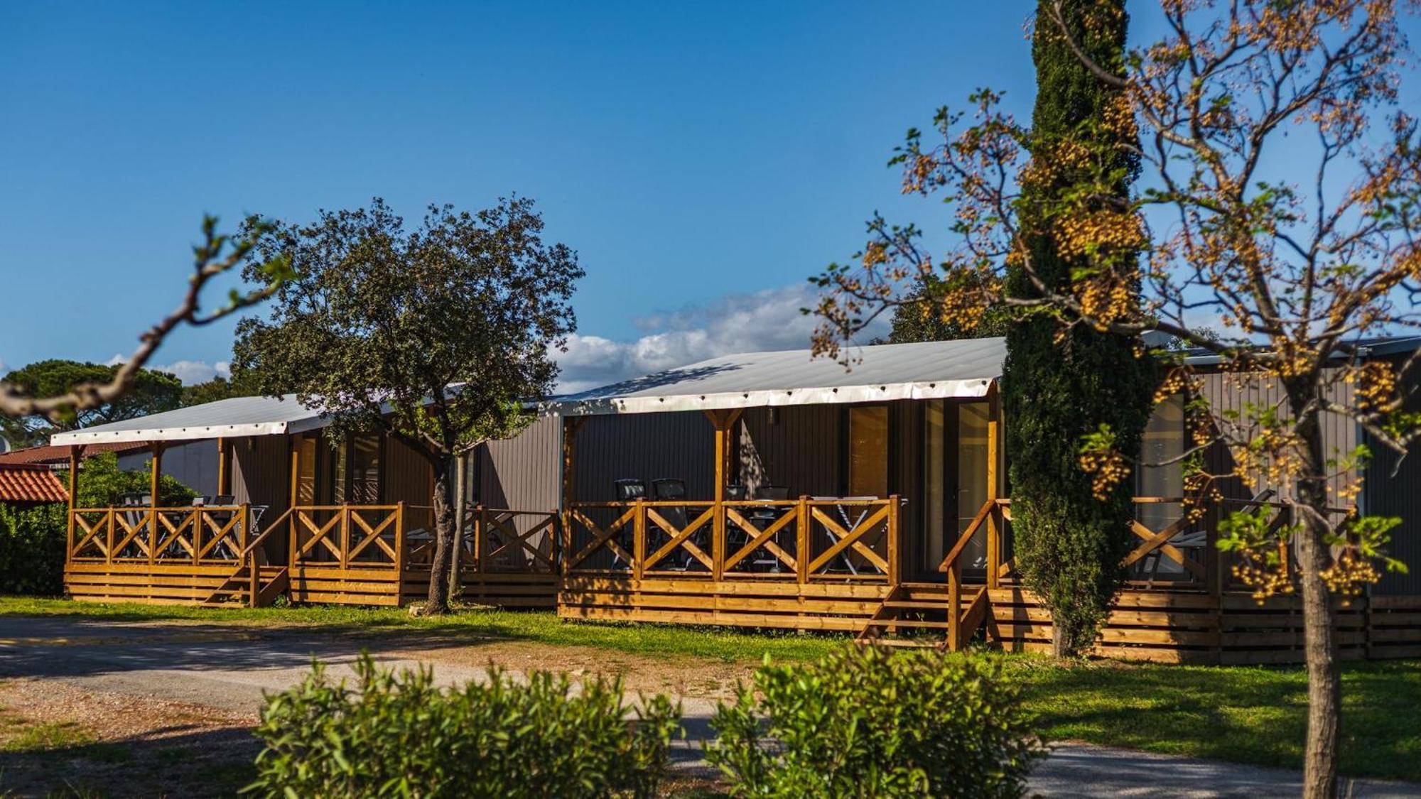 Camping RCN Domaine de la Noguière Le Muy Extérieur photo