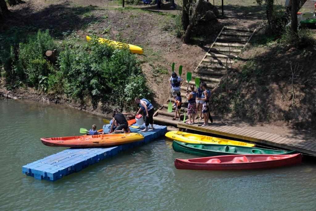 Camping RCN Domaine de la Noguière Le Muy Extérieur photo
